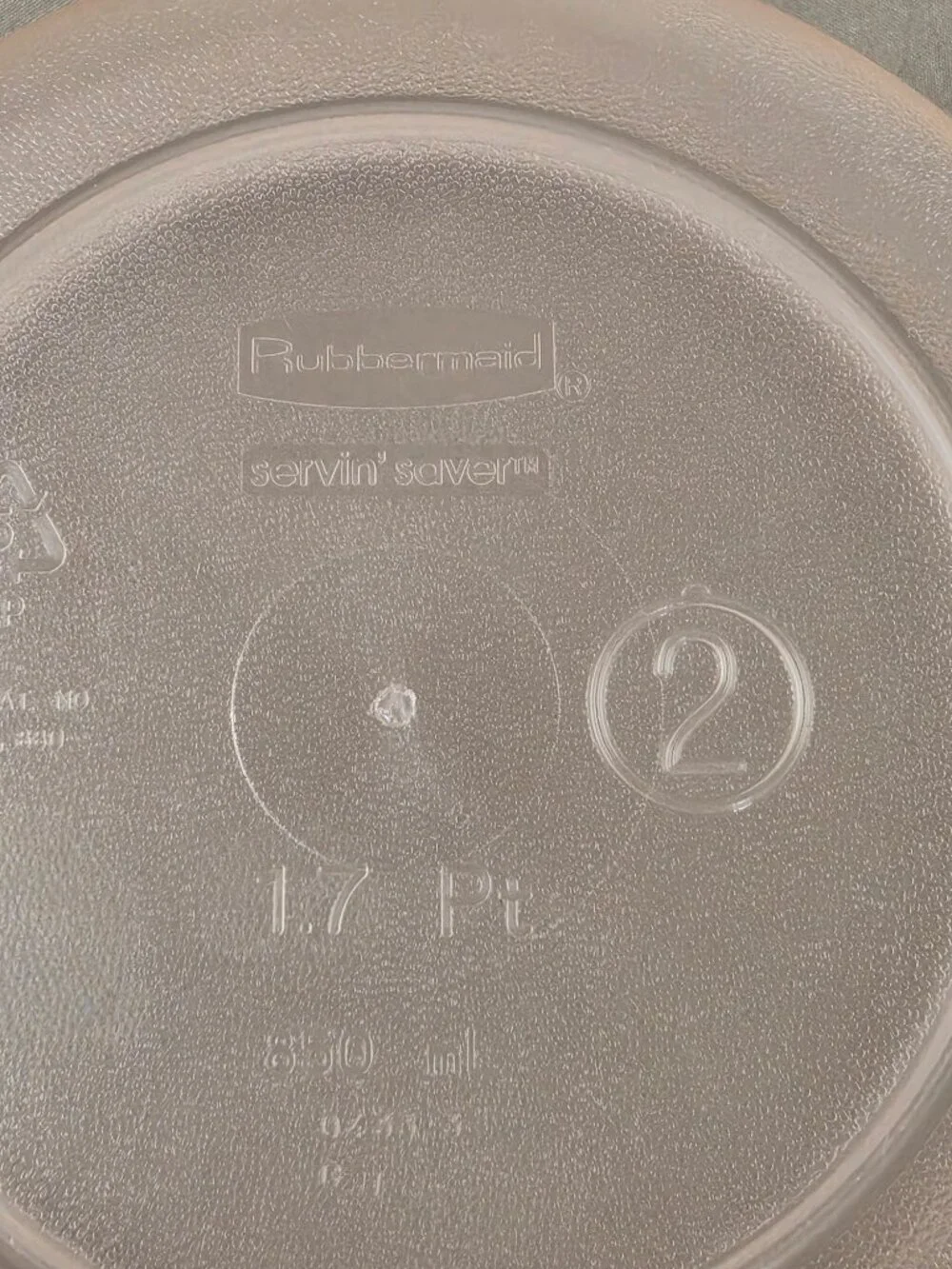 Vtg Light Pink RARE Rubbermaid Servin Saver #2 Round Storage Container 1.7  Pt